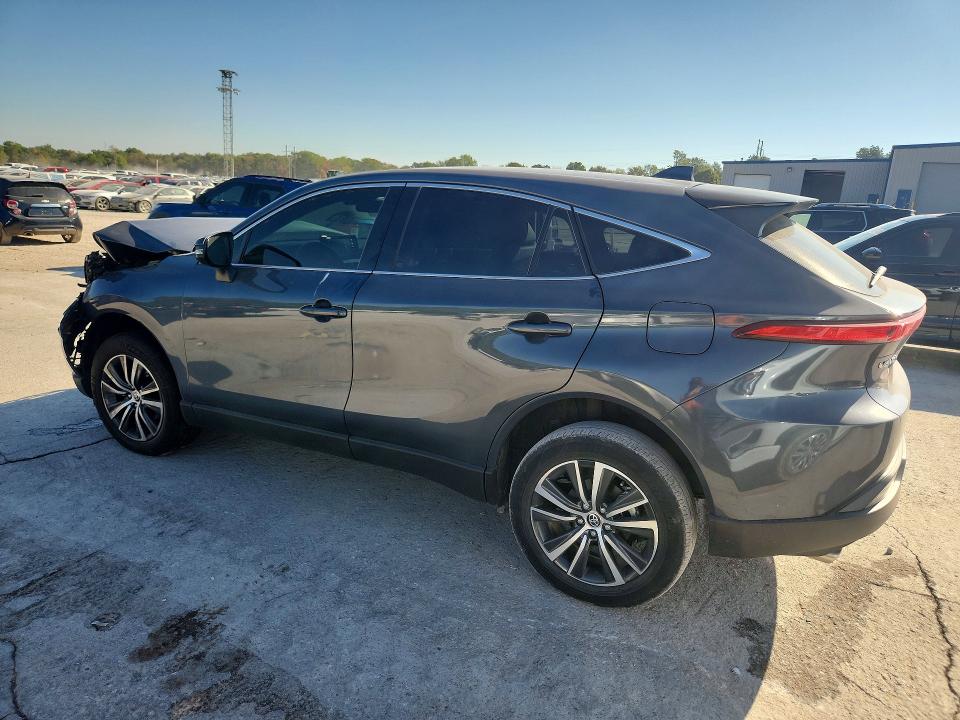 Photo 2 from auction – 2022 TOYOTA VENZA with VIN JTEAAAAH6NJ110186