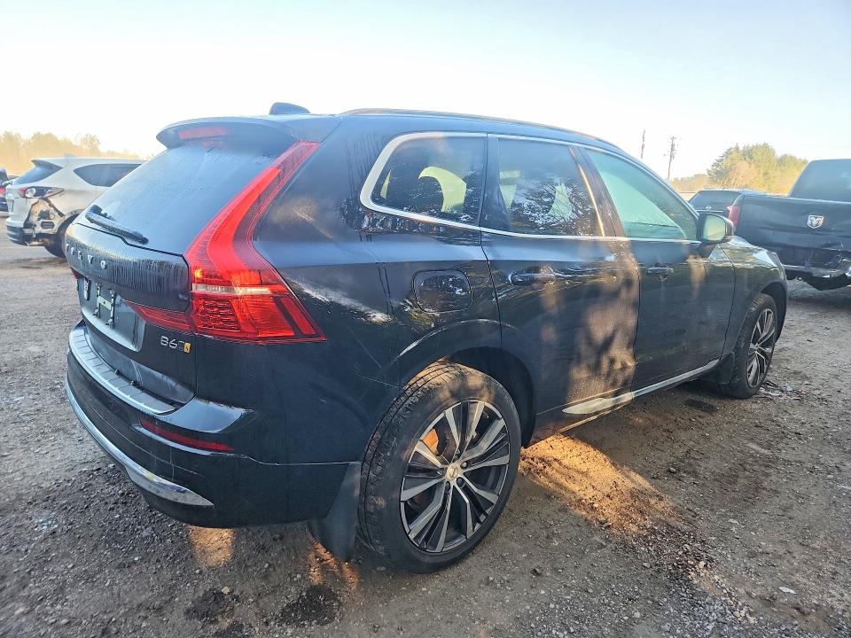 Photo 3 from auction – 2022 VOLVO XC60 with VIN LYV062RL8NB918693