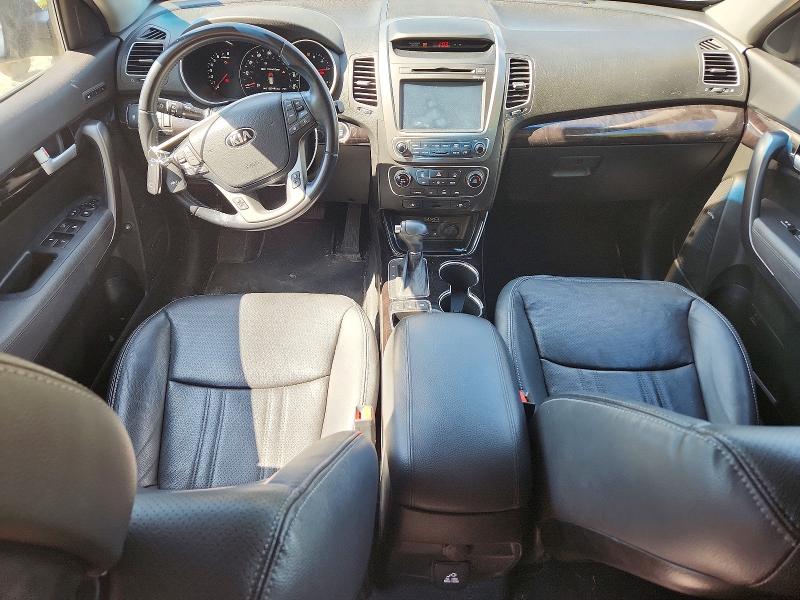 Photo 8 from auction – 2015 KIA SORENTO with VIN 5XYKUDA72FG608055