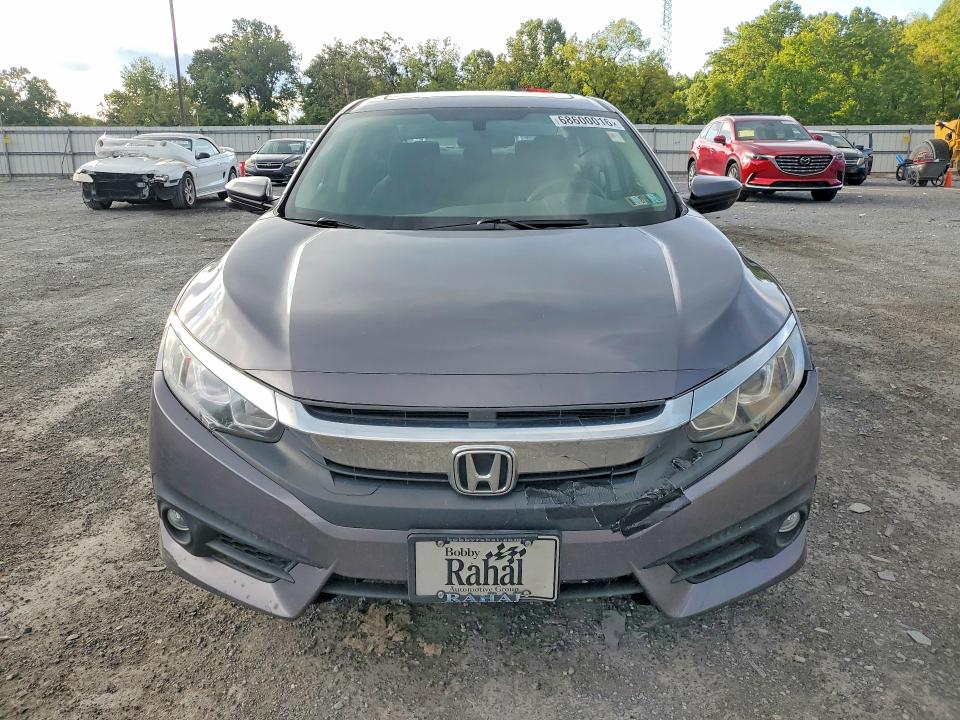 Photo 5 from auction – 2017 HONDA CIVIC with VIN 19XFC1F32HE213947