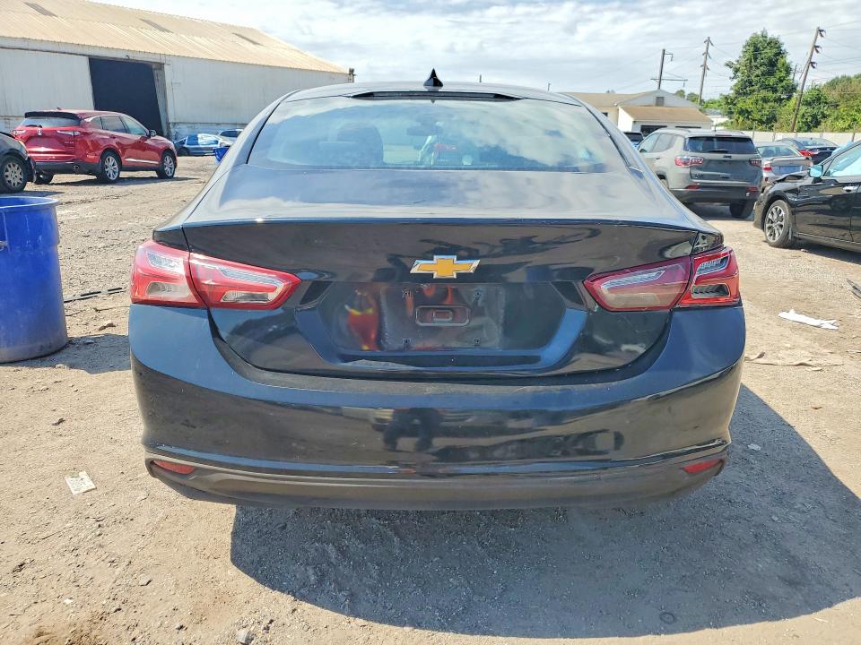 Photo 6 from auction – 2020 CHEVROLET MALIBU with VIN 1G1ZD5ST2LF084347