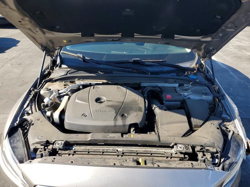 Photo 11 from auction – 2020 VOLVO S60 with VIN 7JR102FL7LG065247