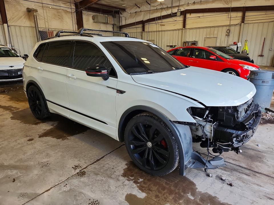 Снимка 4 от търг – 2021 VOLKSWAGEN TIGUAN с VIN 3VV2B7AX2MM011917