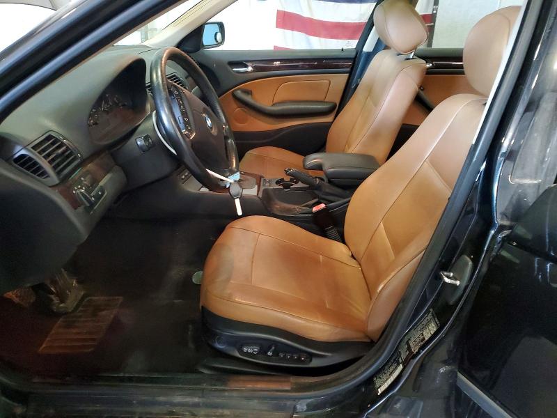 Photo 7 from auction – 2004 BMW 325 with VIN WBAEU33454PF61740
