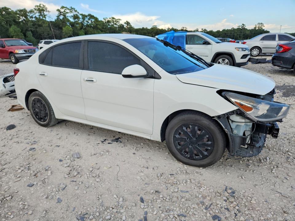 Снимка 4 от търг – 2020 KIA RIO с VIN 3KPA24AD9LE285932