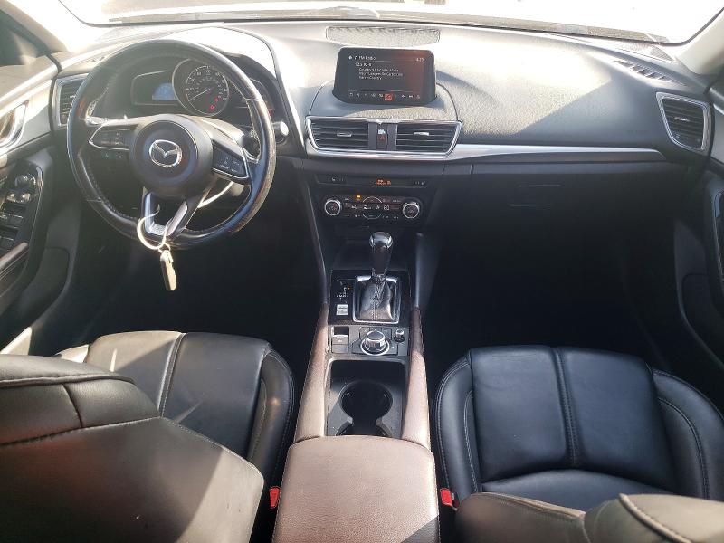 Снимка 8 от търг – 2018 MAZDA 3 с VIN 3MZBN1L33JM218211