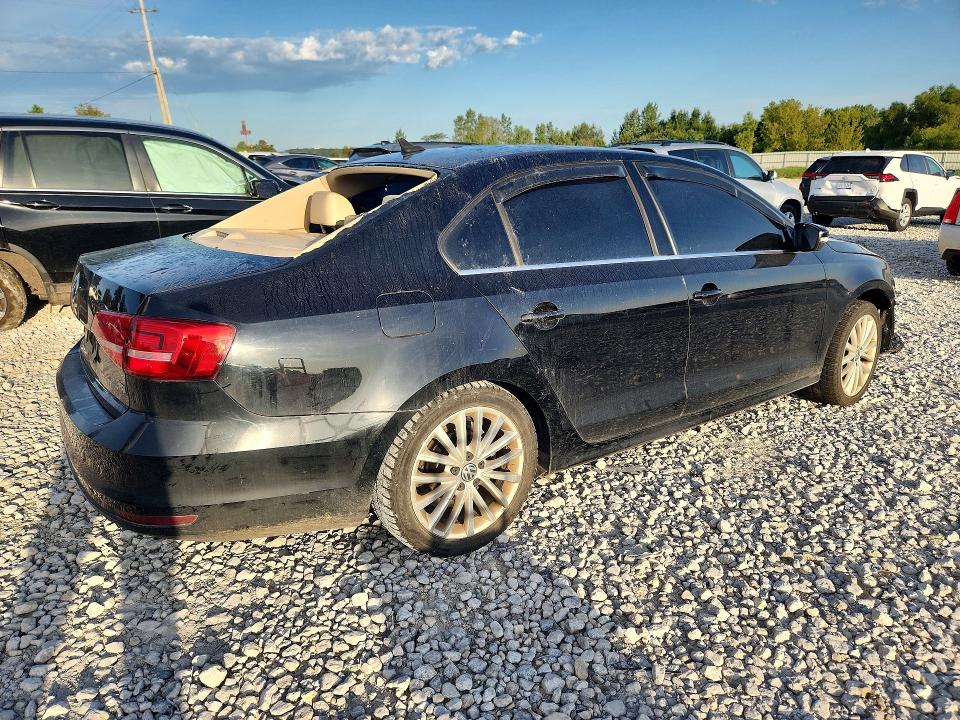 Photo 3 from auction – 2015 VOLKSWAGEN JETTA with VIN 3VWD17AJ6FM355823