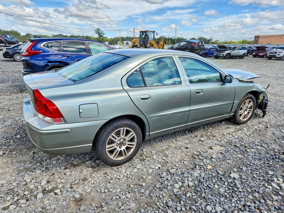 Photo 3 from auction – 2006 VOLVO S60 with VIN YV1RH592462526527