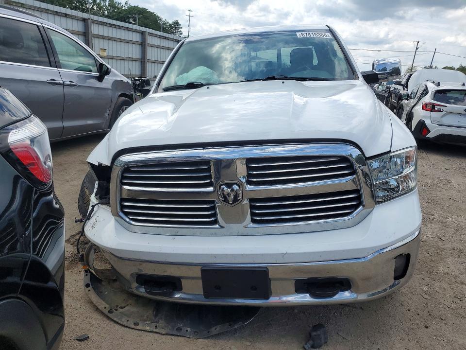 Снимка 5 от търг – 2017 RAM 1500 с VIN 1C6RR7GTXHS501782