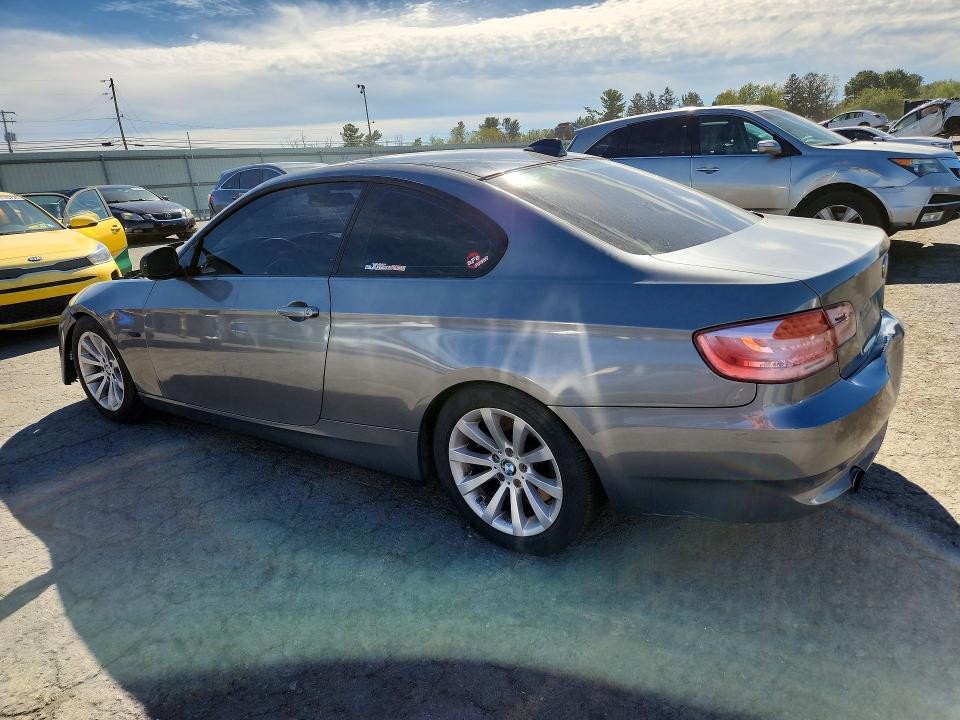 Фото 2 с аукциона – 2010 BMW 335 с VIN WBAWC7C50AE271109