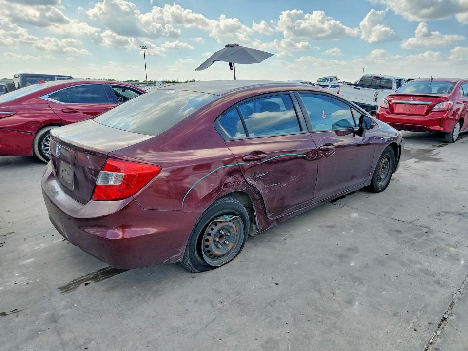 Photo 3 from auction – 2012 HONDA CIVIC with VIN 19XFB2F51CE043843