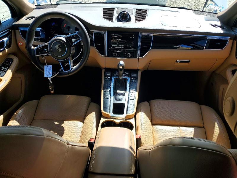 Photo 8 from auction – 2016 PORSCHE MACAN with VIN WP1AB2A50GLB55434