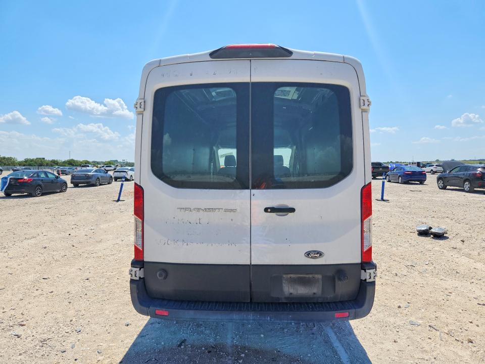 Photo 6 from auction – 2019 FORD TRANSIT with VIN 1FTYR2CMXKKA87951