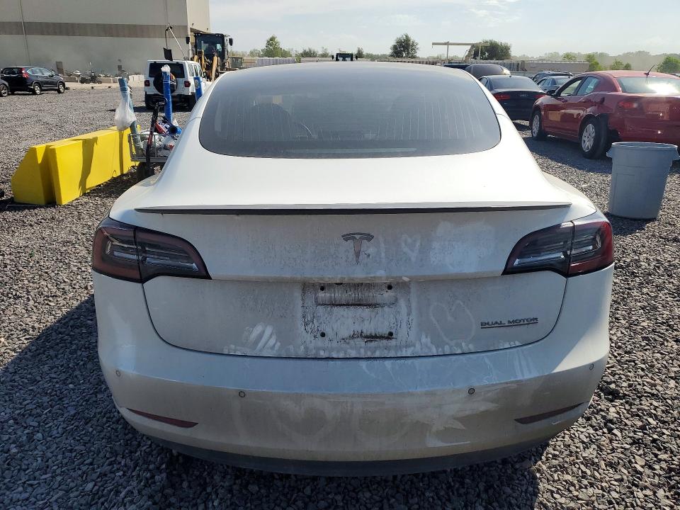 Foto 6 de la subasta – 2018 TESLA MODEL 3 con VIN 5YJ3E1EB3JF081352