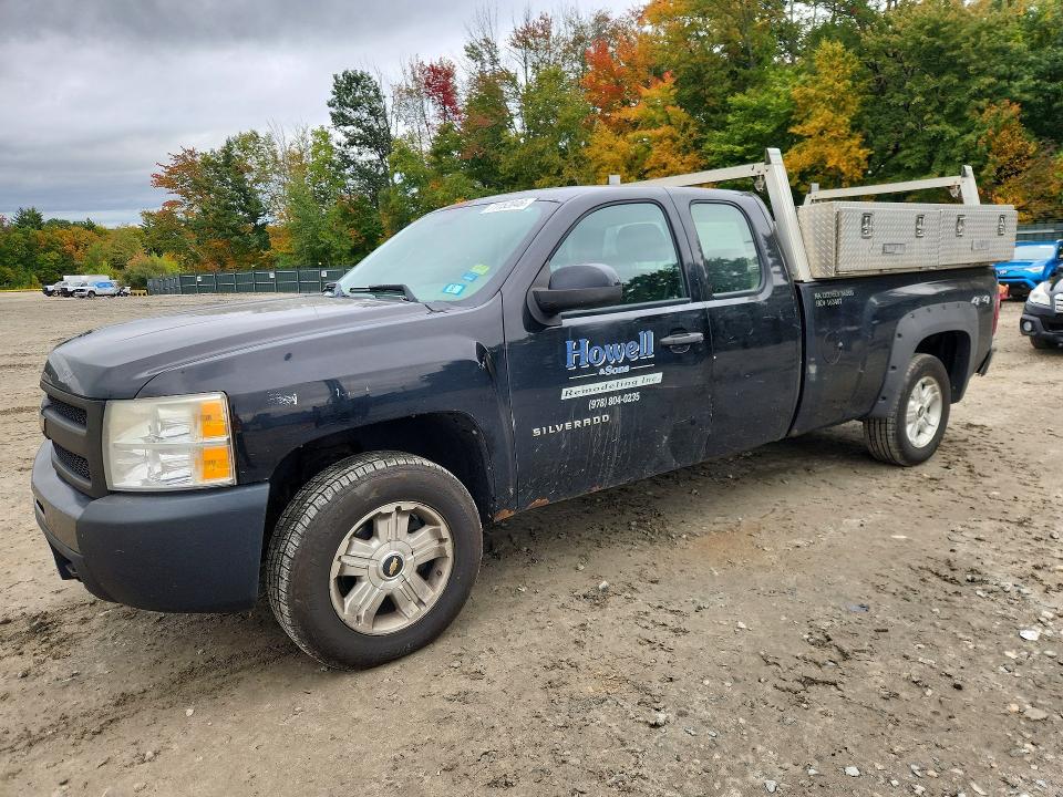 CHEVROLET SILVERADO 2010 with VIN 1GCSKPE05AZ227749 - Photo from auction