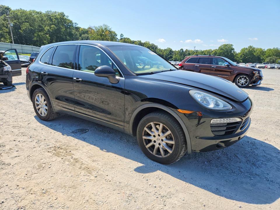 Фото 4 с аукциона – 2012 PORSCHE CAYENNE с VIN WP1AA2A21CLA12687