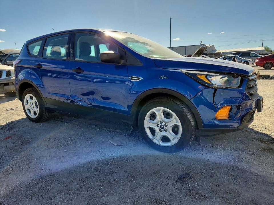 Снимка 4 от търг – 2018 FORD ESCAPE с VIN 1FMCU0F78JUD29699