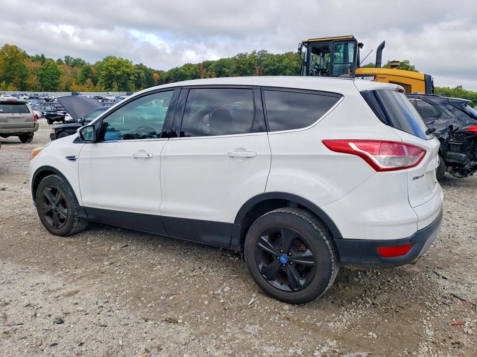 Снимка 2 от търг – 2014 FORD ESCAPE с VIN 1FMCU0GX3EUB85533