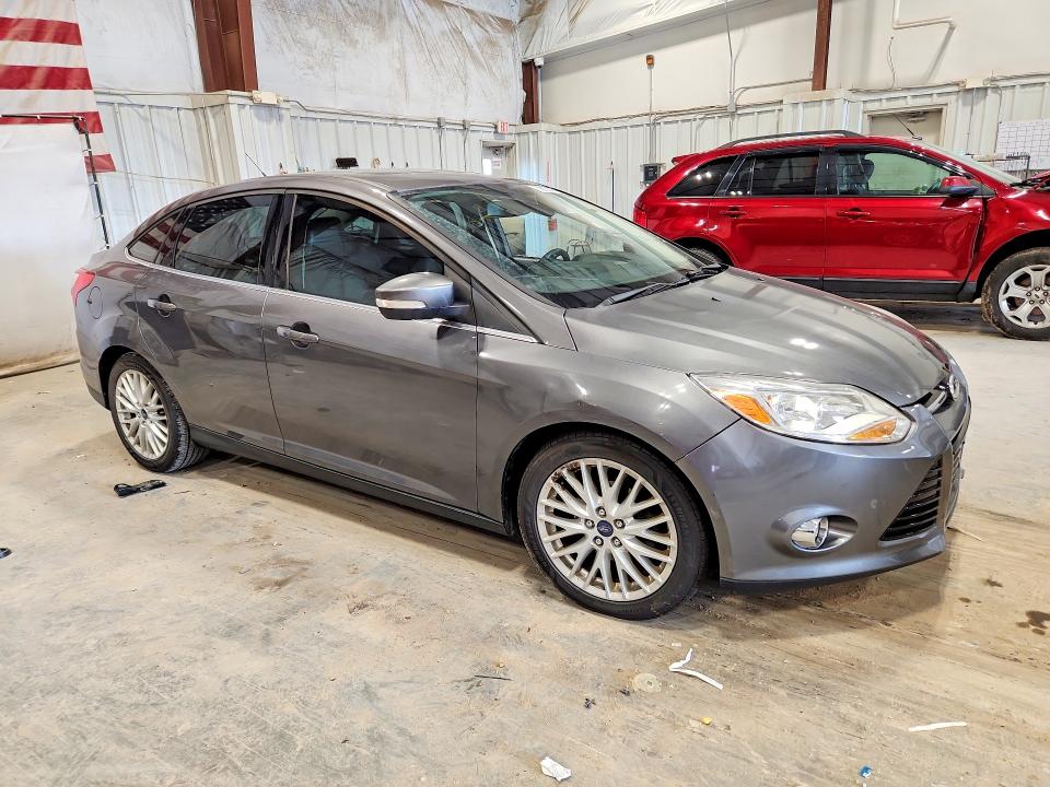 Zdjęcie 4 z aukcji – 2012 FORD FOCUS z VIN 1FAHP3H21CL421756