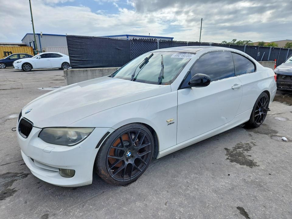 BMW 335 2012 con VIN WBAKF9C51CE859654 - Foto de la subasta