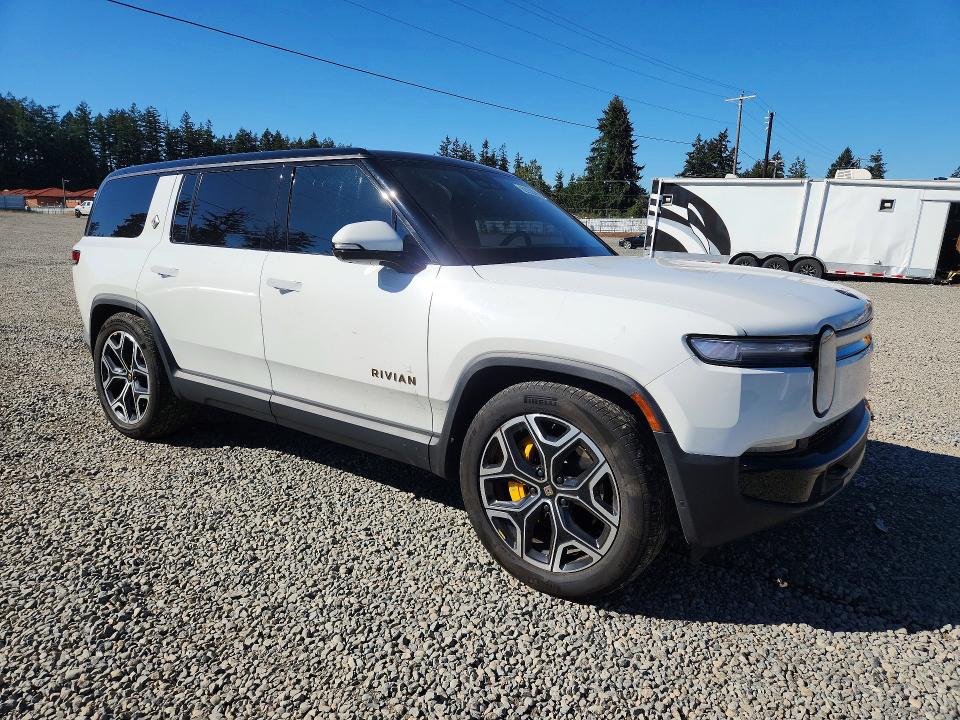 Photo 4 from auction – 2025 RIVIAN R1S with VIN 7PDSGCBP4SN057929