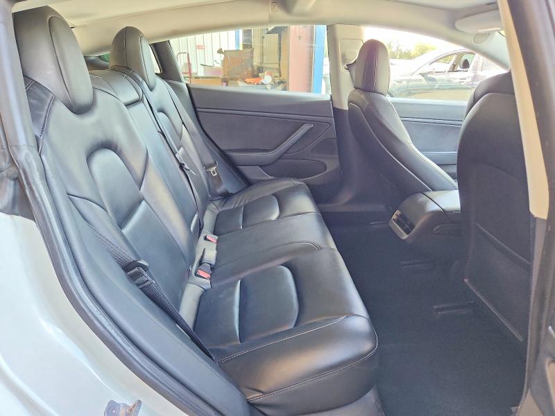 Foto 10 de la subasta – 2021 TESLA MODEL 3 con VIN 5YJ3E1EB0MF923651