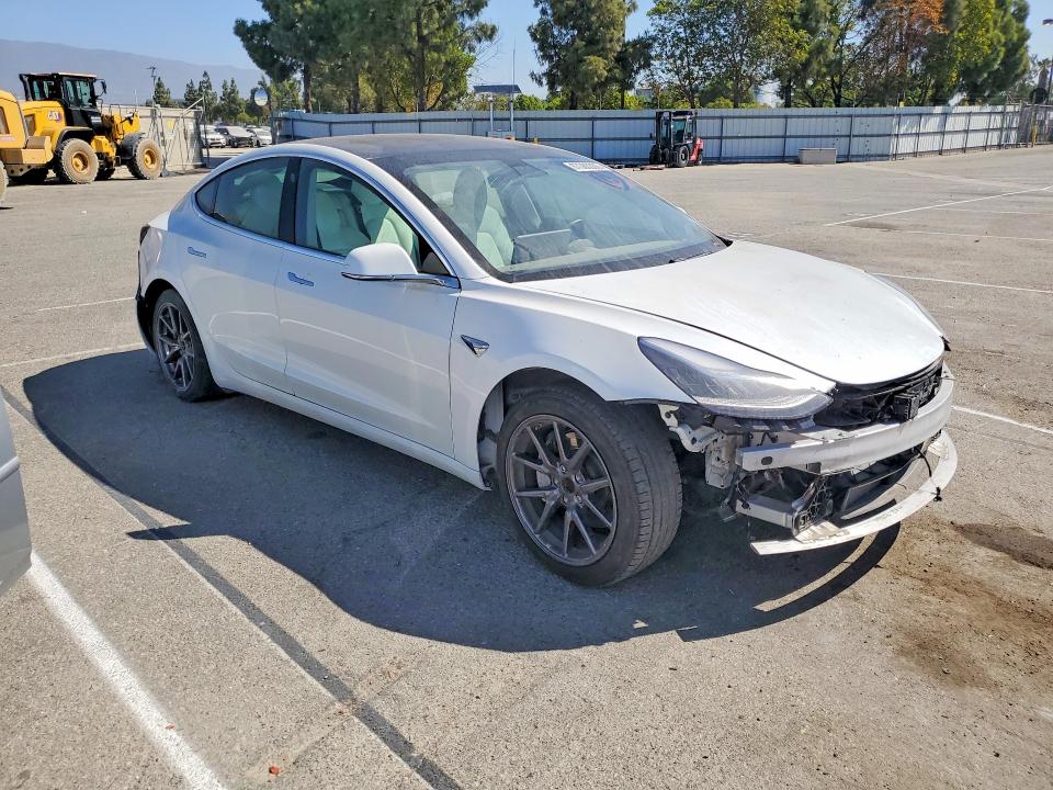 Photo 4 from auction – 2020 TESLA MODEL 3 with VIN 5YJ3E1EA2LF599009