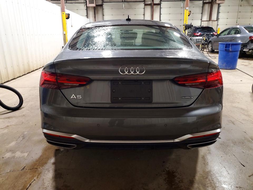 Foto 6 de la subasta – 2024 AUDI A5 con VIN WAUFACF55RA114432