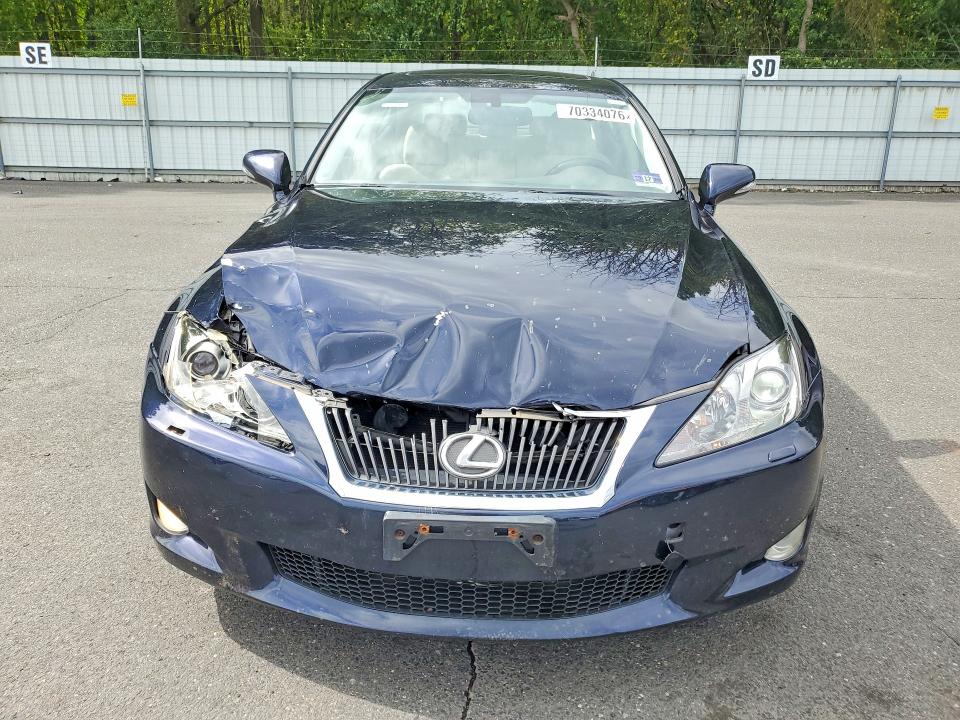Снимка 5 от търг – 2010 LEXUS IS с VIN JTHCF5C26A5038289