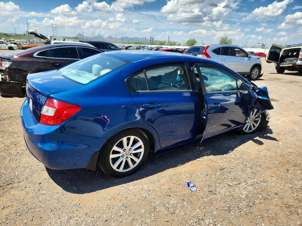 Photo 3 from auction – 2012 HONDA CIVIC with VIN 19XFB2F89CE359579