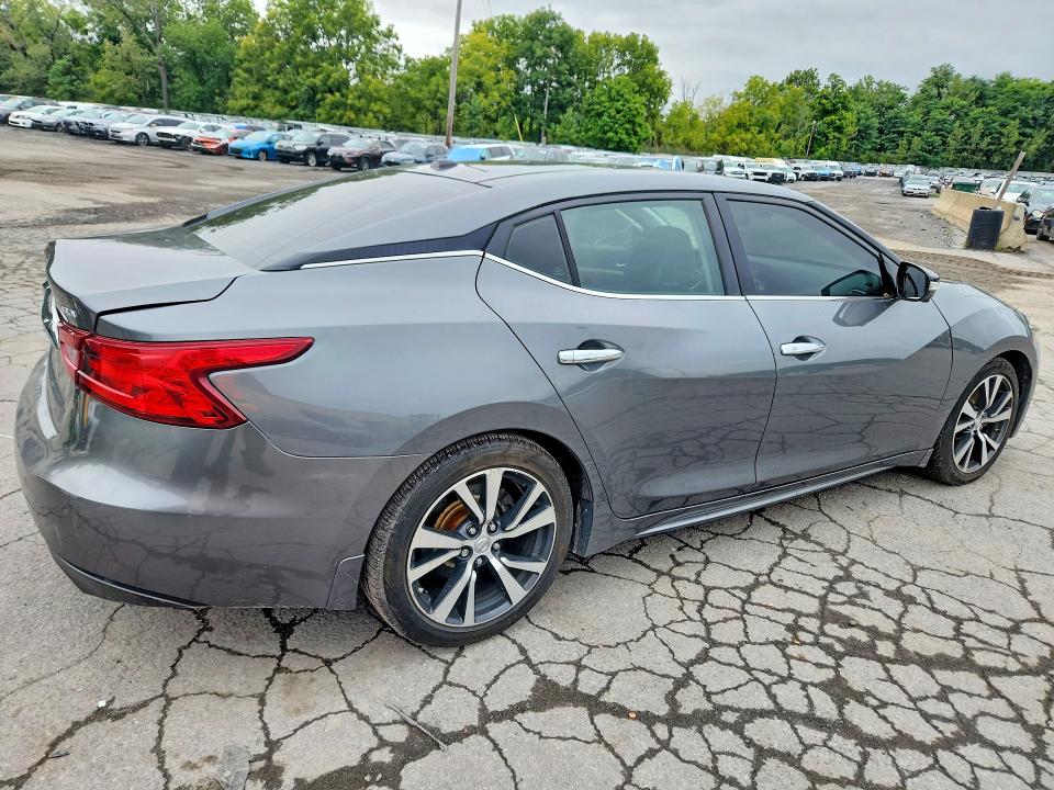 Фото 3 с аукциона – 2017 NISSAN MAXIMA с VIN 1N4AA6AP1HC422147