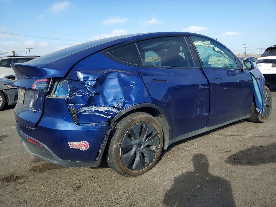 Снимка 3 от търг – 2024 TESLA MODEL Y с VIN 7SAYGDEE6RF180256