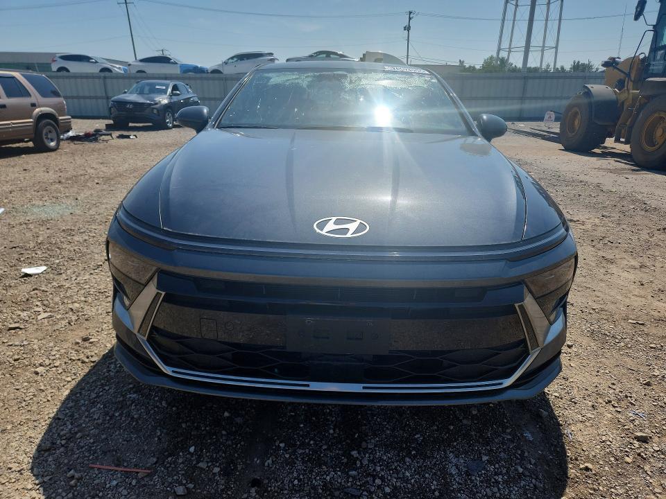 Photo 5 from auction – 2025 HYUNDAI SONATA with VIN KMHL64JA6SA449010