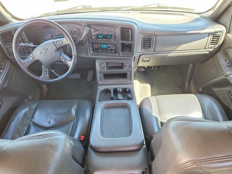Photo 8 from auction – 2004 CHEVROLET SILVERADO with VIN 2GCEK13T141285782