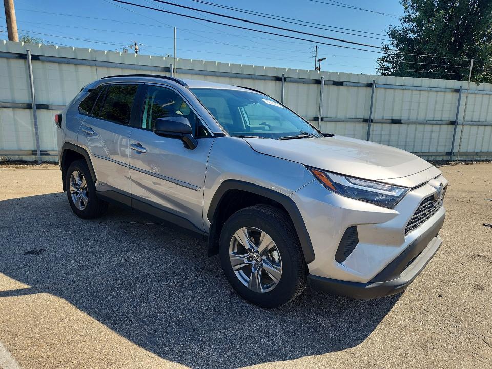 Снимка 4 от търг – 2024 TOYOTA RAV4 с VIN 4T3LWRFV8RU136274