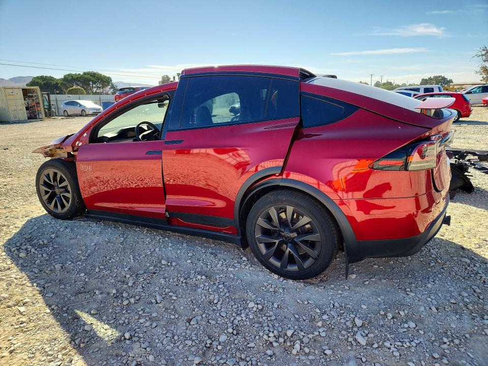 Zdjęcie 2 z aukcji – 2025 TESLA MODEL X z VIN 7SAXCBE56SF469140