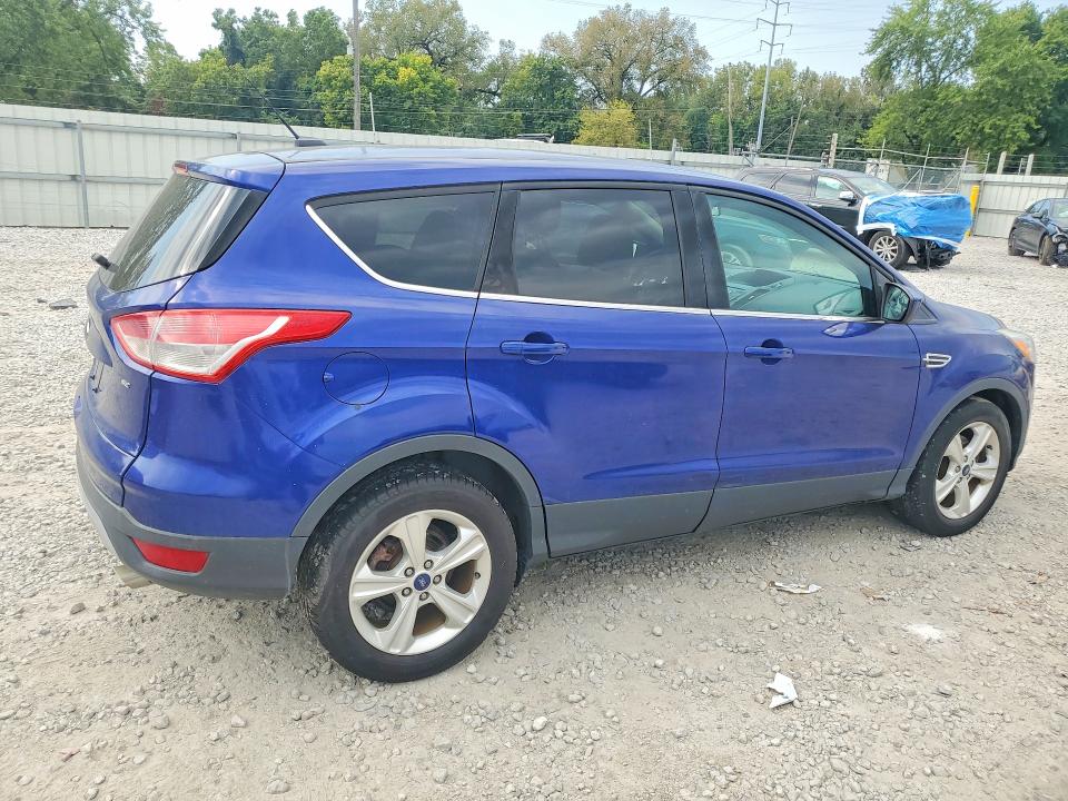 Photo 3 from auction – 2015 FORD ESCAPE with VIN 1FMCU0G71FUB38289