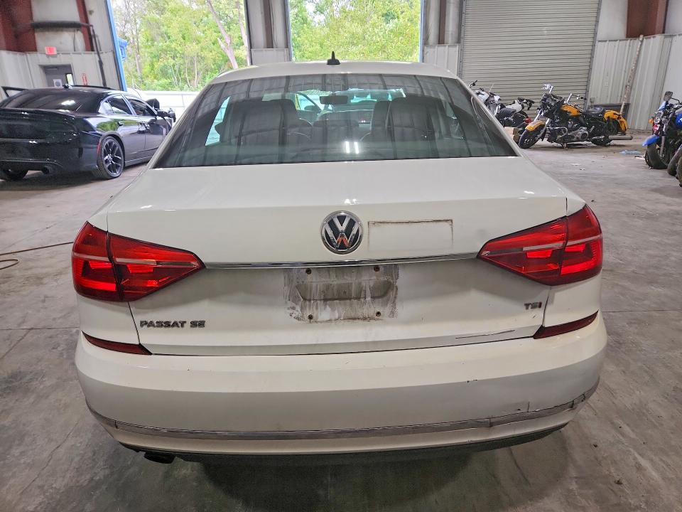 Photo 6 from auction – 2016 VOLKSWAGEN PASSAT with VIN 1VWBT7A39GC019850