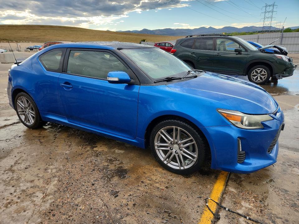 Photo 4 from auction – 2015 SCION TC with VIN JTKJF5C76F3093129