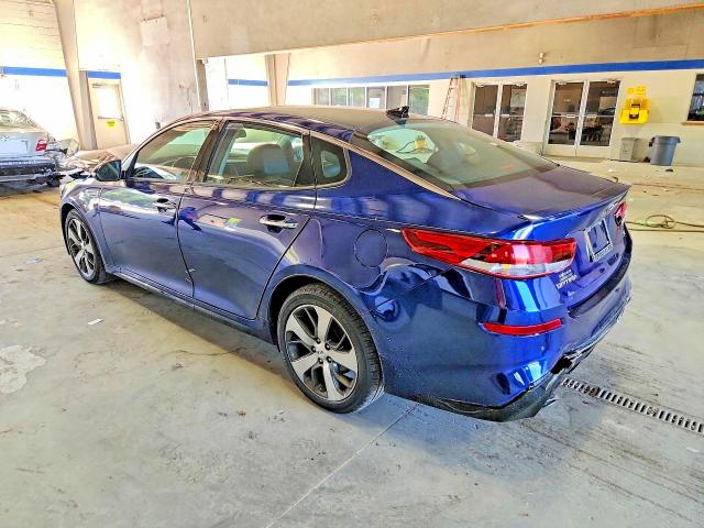 Foto 2 de la subasta – 2019 KIA OPTIMA con VIN 5XXGT4L34KG372879