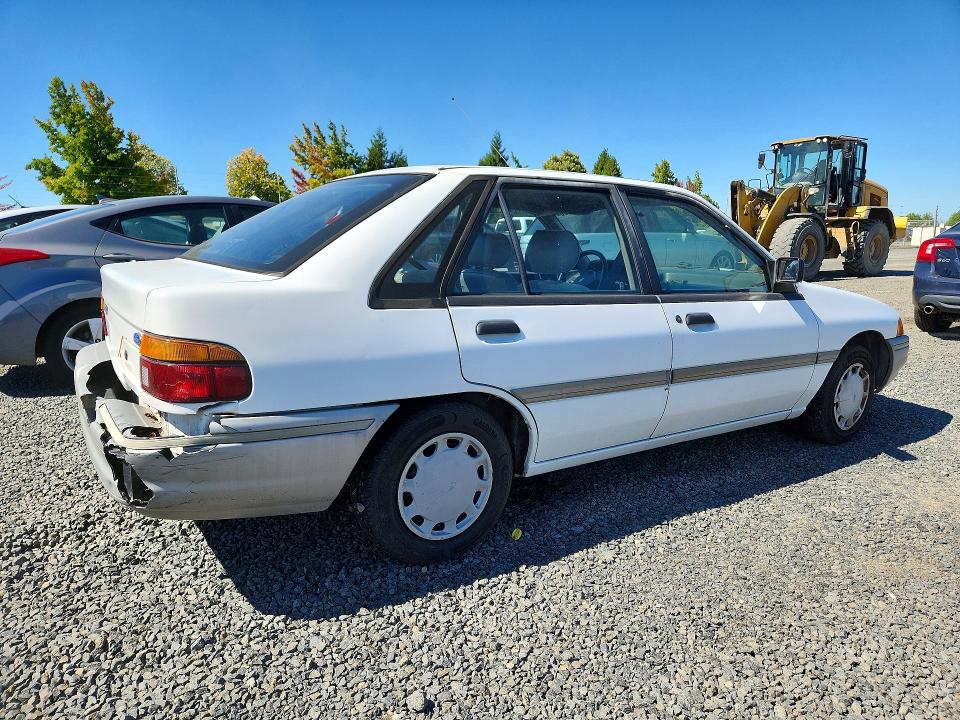 Photo 3 from auction – 1991 FORD ESCORT with VIN 1FAPP14J1MW284363