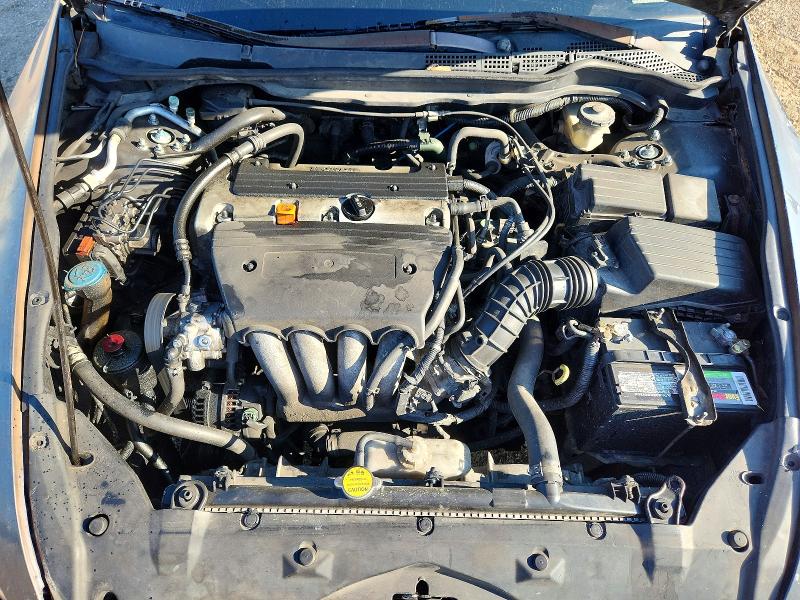 Photo 11 from auction – 2004 HONDA ACCORD with VIN 1HGCM56304A151728