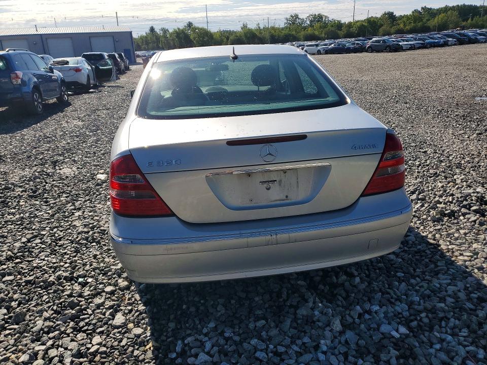 Photo 6 from auction – 2005 MERCEDES-BENZ E with VIN WDBUF82J45X174591