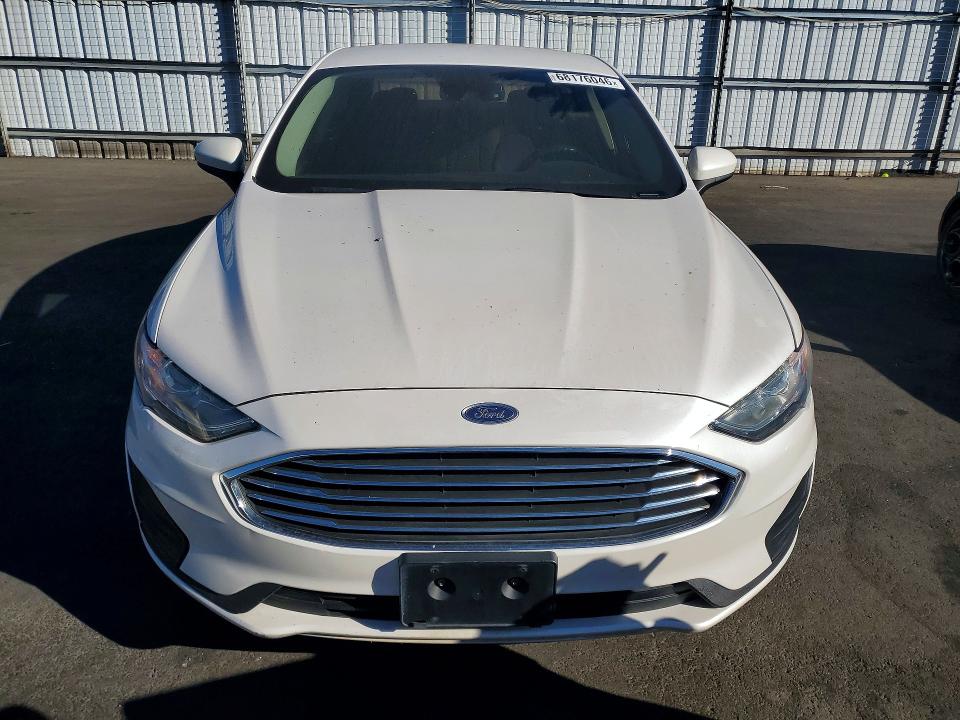 Photo 5 from auction – 2019 FORD FUSION with VIN 3FA6P0HD1KR134666