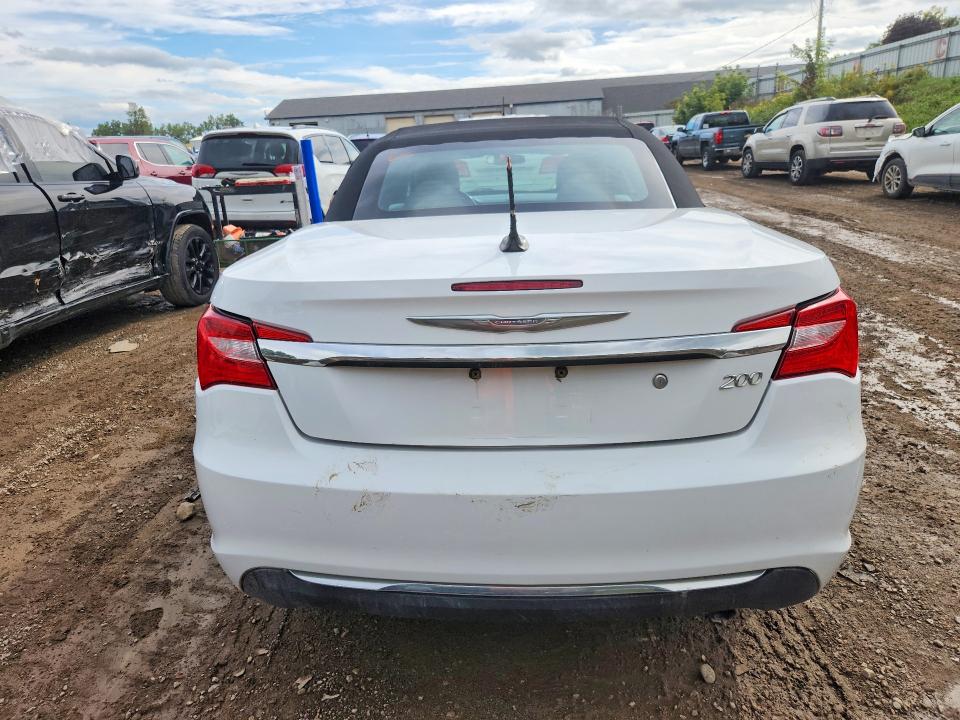 Photo 6 from auction – 2012 CHRYSLER 200 with VIN 1C3BCBEB1CN121931