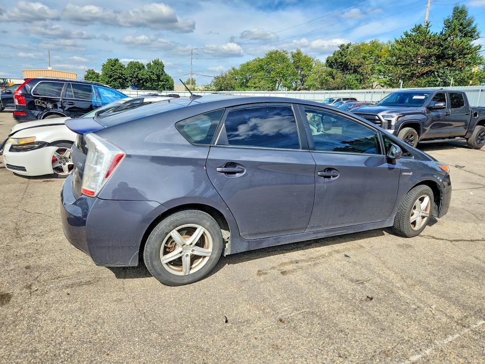 Photo 3 from auction – 2010 TOYOTA PRIUS with VIN JTDKN3DU0A0013941