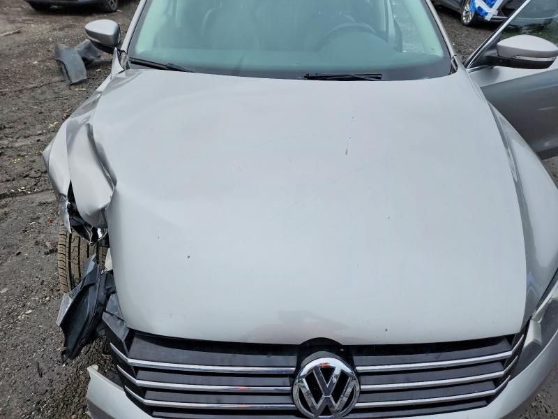 Photo 11 from auction – 2014 VOLKSWAGEN PASSAT with VIN 1VWBP7A3XEC007837
