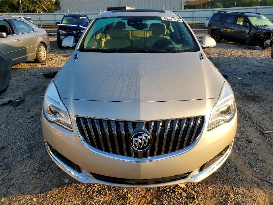 Photo 5 from auction – 2016 BUICK REGAL with VIN 2G4GT5GX9G9177079