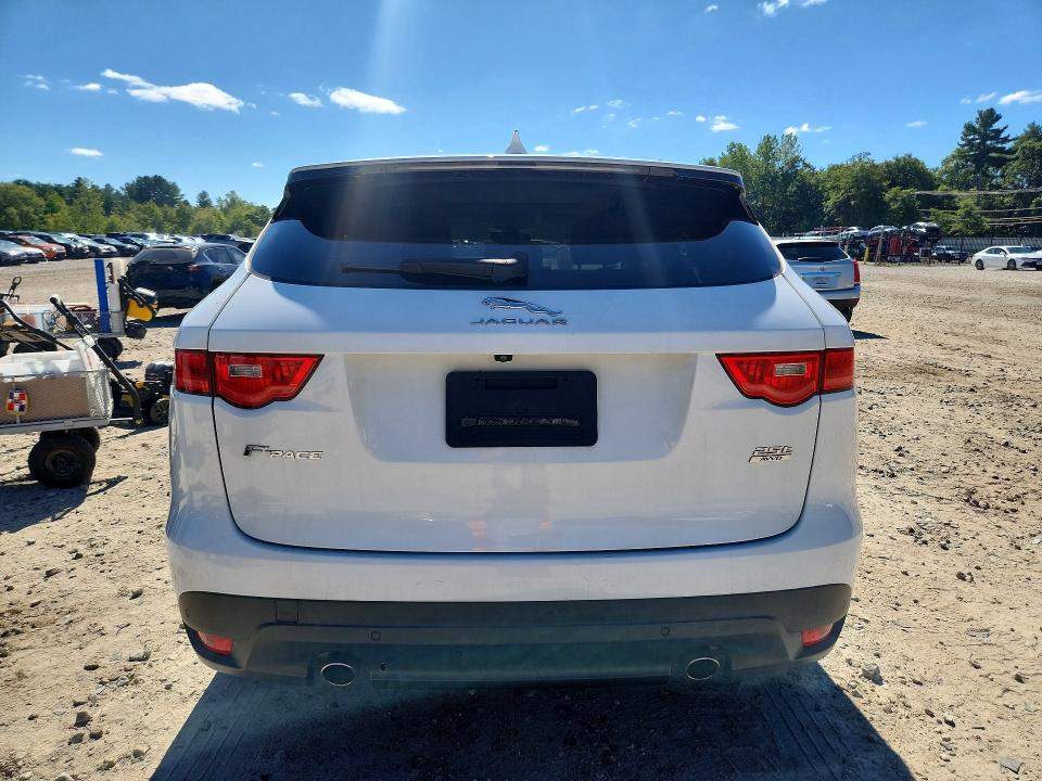 Photo 6 from auction – 2019 JAGUAR F-PACE with VIN SADCS2FX4KA364933