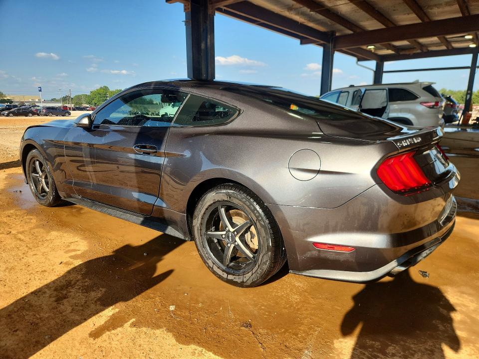 Photo 2 from auction – 2018 FORD MUSTANG with VIN 1FA6P8TH3J5101971